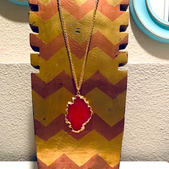 Free People | Gold Tone Statement Necklace With Pink Stone, New - Picture 4 of 8